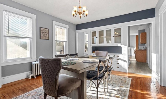 West Hartford Appartement | Charming 2-bedroom in West Hartford, Free Parking, WiFi