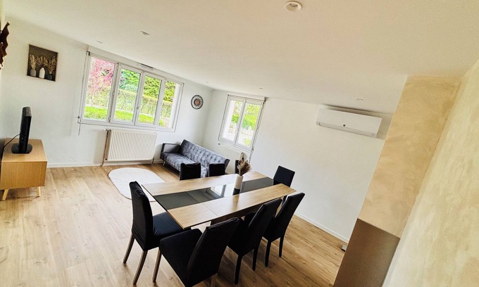 Monnieres Maison | Spacious, quiet house - 4 bedrooms