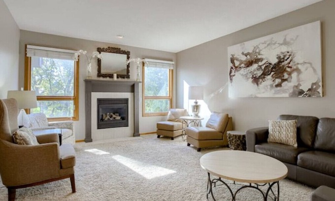 McArdle Maison | Spacious Ranch on Wooded Lot
