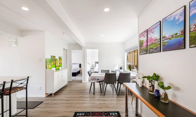 Greenlane - Ellerslie Maison | Spacious, freshly renovated 3BR Ellerslie unit!