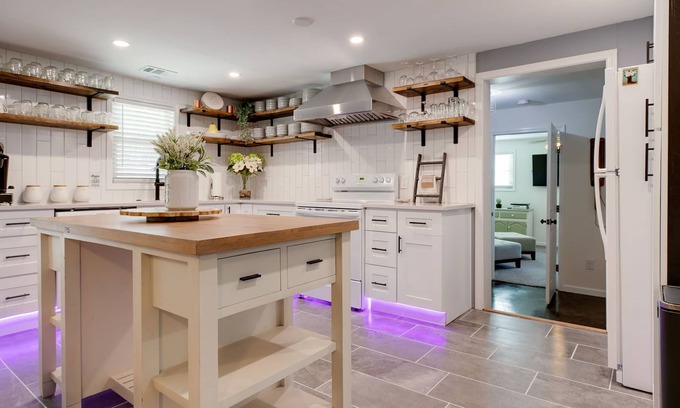 Fairview Maison | Perfect Little Getaway