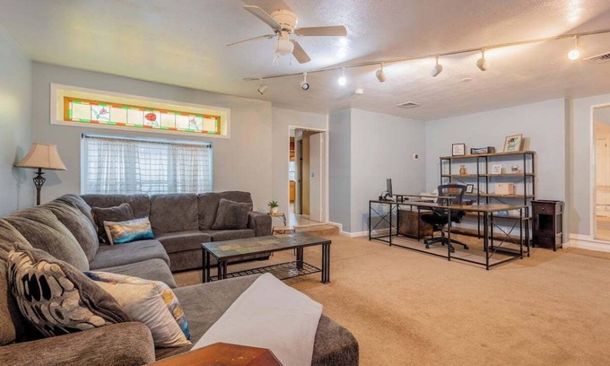 East Hills Maison | Spacious Retreat 4 Joyful Living