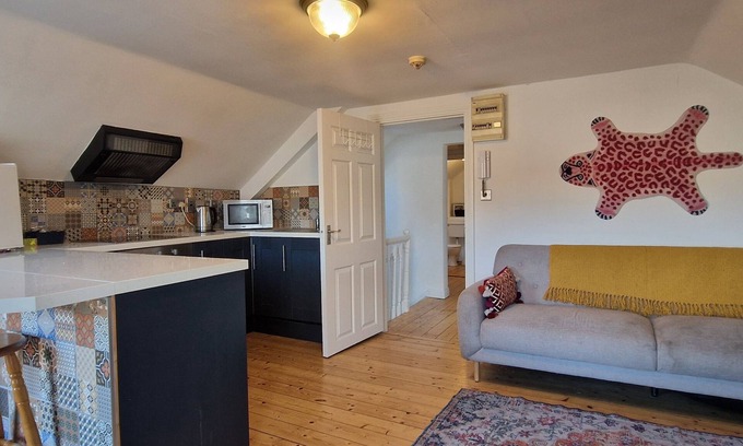 Victorian Quarter Appartement | Spacious Riverside 2Bd, Mid City - Above Bar&Venue