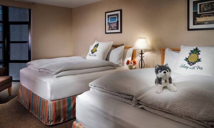University District Hôtel | Spacious Room with Unique Decor – Univ. of Washington Nearby | 2 Rooms