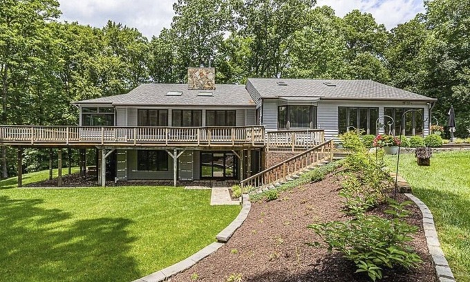 Mechanicsville Maison | Spacious RVA retreat home - The Creek House at Hanover