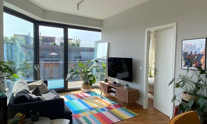 Mitte Appartement | Spacious smart-home apartment with wrap around terrace in Central Berlin