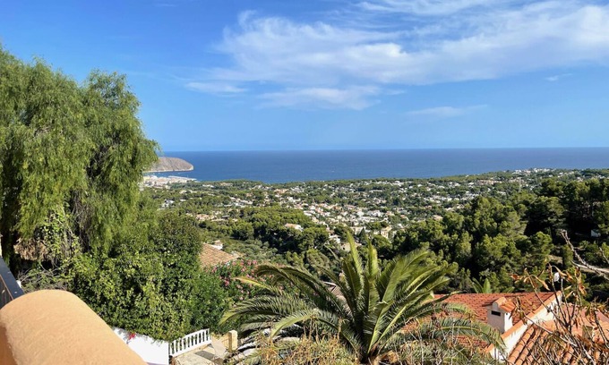 Benimeit Villa | Villa de 4 chambres exposée sud avec jacuzzi (optional), superbe vue sur la mer