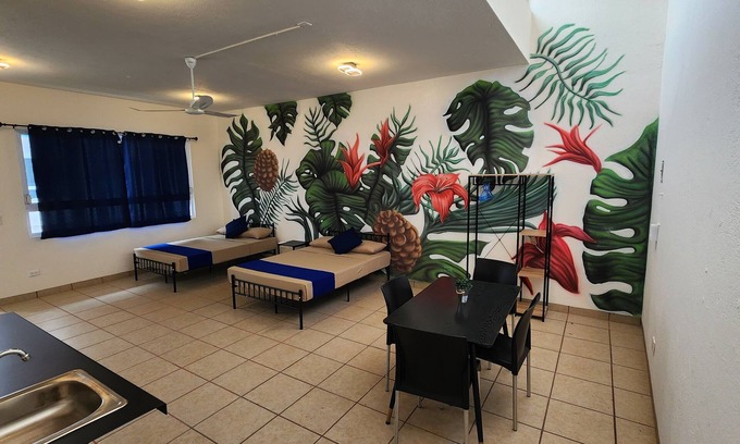 Centro Appartement | Spacious studio with 2 beds and WiFi, AC in fabulous Puerto Escondido
