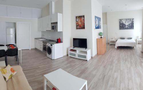 Poblats Maritims Appartement | Spacious studio apartment in Cabanyal