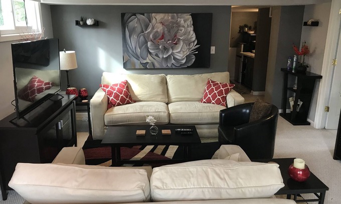 Claremont Maison | Suite spacieuse à Arlington, à quelques minutes de DC / DCA