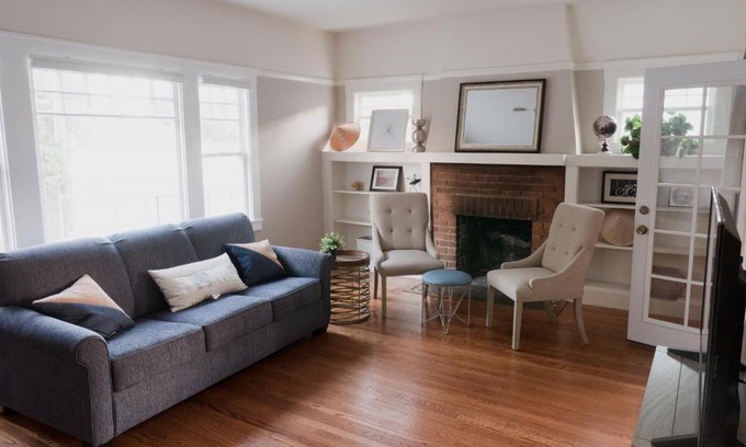 Piedmont Maison | Spacious, Sunny House in Berkeley/Oakland Rockridge