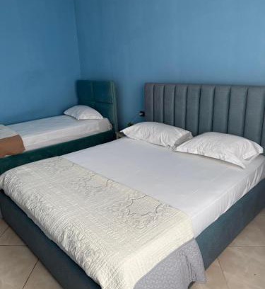 Kamez Maison | Spacious Triple Room with Balcony