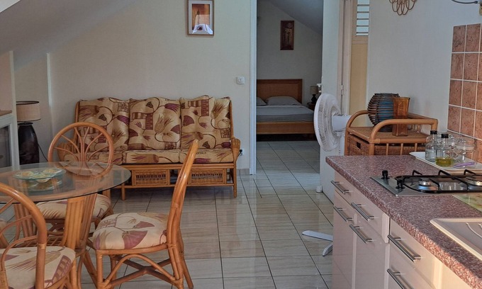 Belcourt Appartement | Logement spacieux deux pièces à Baie-Mahault