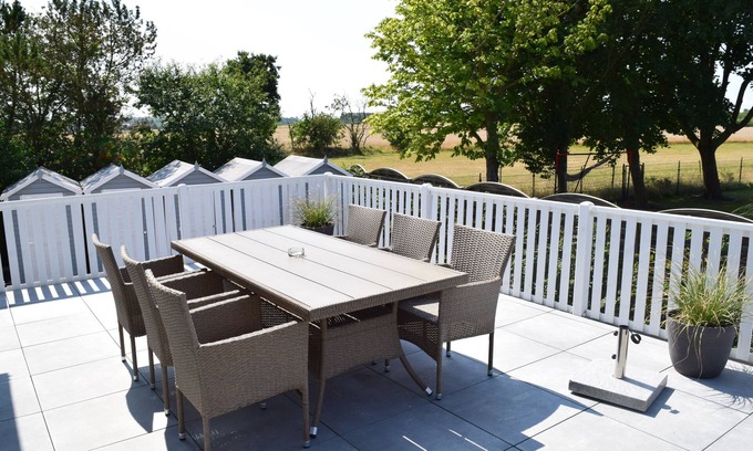 Stickenbuttel Appartement | Spacious vacation apartment over two floors