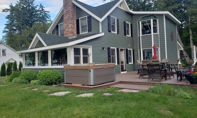 De Peyster Maison | Spacieux Waterfront Home Dans Mille Îles!