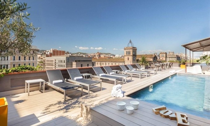 Eixample Appartement | Amplitud y lujo en el Centro