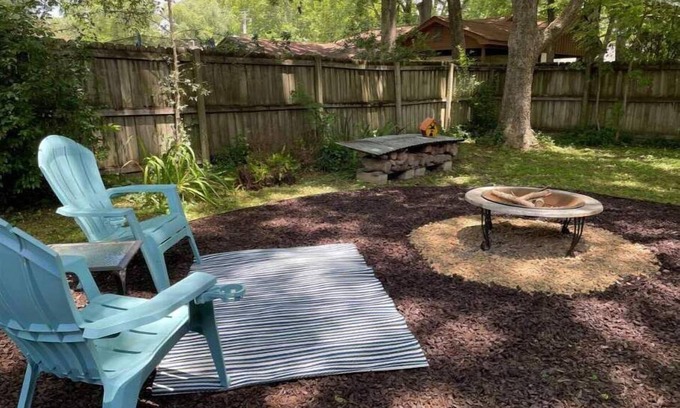 Conway Maison | Spanish studio located in the historic Hendrix College Addition