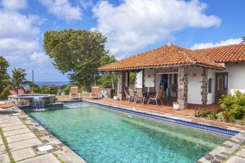 Gate Park Villa | Spanish-style Ocean view Villa set in garden - Calypso Court villa