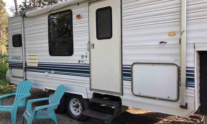 Clear Lake Maison | Sparrow - Camper at Sunset Bay