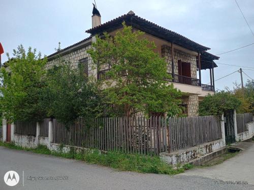 Xirokampi Maison | Spartan Antonis' house