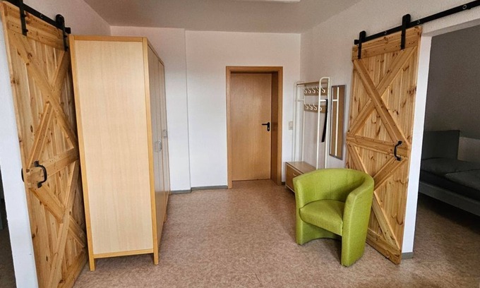 Bad Duerrenberg Maison | Sparzimmer Tollwitz - Guest house Bad Dürrenberg