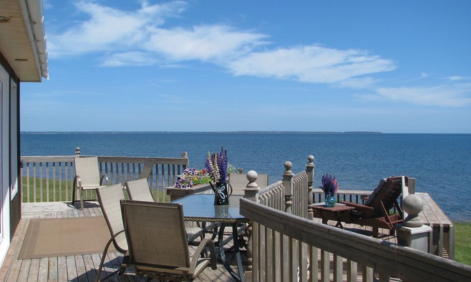 Gaspereaux Cottage | Spectaculaire Oceanfront Beach House, vue panoramique, plage privée