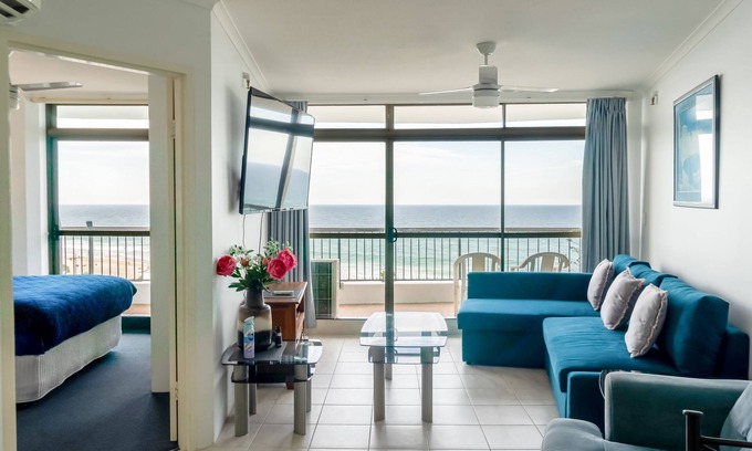 Surfers Paradise Copropriété | Spectacular Central Surfers Beach Views from Appartment