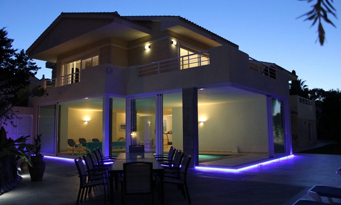 Diputacion de Rincon de San Gines Villa | Spectaculaire villa contemporaine avec piscine privée et vues sur la mer au centre de La Manga Club