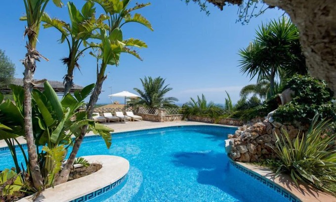 S Horta Villa | Spectaculaire maison pour 10 personnes avec air conditionné, piscine privée, wifi