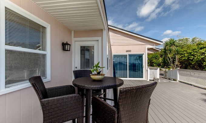 Grant-Valkaria Maison | Spectacular Intercoastal Views