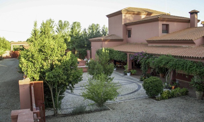 Badajoz Villa | Spectaculaire villa de luxe avec piscine: 600m2, 6 chambres doubles, 8 salles de bains