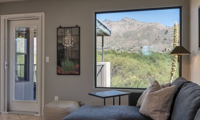 Tucson Copropriété | Spectacular Mountain View! Private Second Floor, Two Bedroom Condo