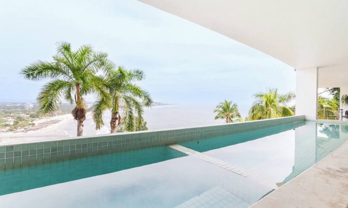 Puerto Marques Maison | Spectacular oceanfront apartment, ideal for families and friends!