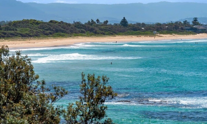 Shellharbour Maison | Spectacular Ocean Front home With Pool