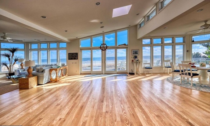 North Beach Maison | Spectacular Oceanfront house, Private Lane, North Beach, 100 ft beachfront views