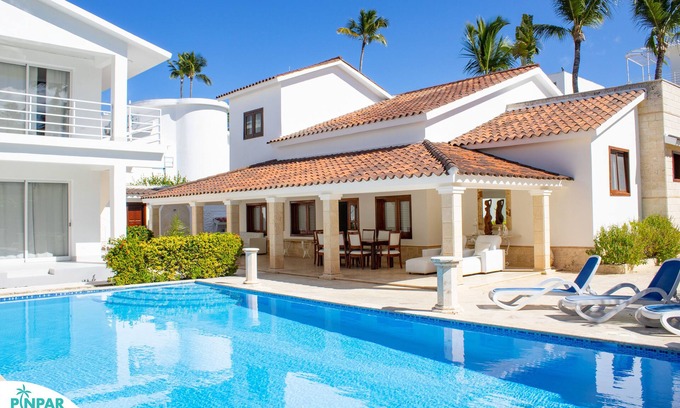Playa Bibijagua Villa | Spectacular,Spacious,Central Villa May on the Beach