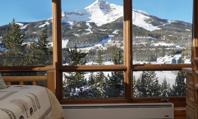 Big Sky Copropriété | VUE SPECTACULAIRE de Big Sky-Hot Tub & Fireplace-1/2 Mile sur la navette gratuite pour Mtn.