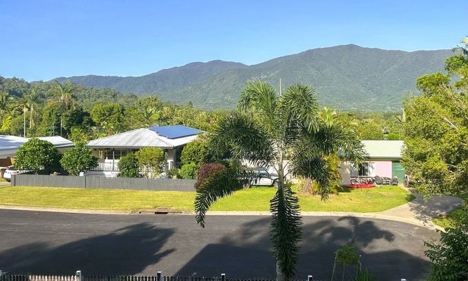 Brinsmead Maison | Spectacular view