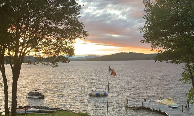 Laconia Maison | Spectacular Winnipesaukee Waterfront, Amazing Lake and Mountain Views, Huge Deck
