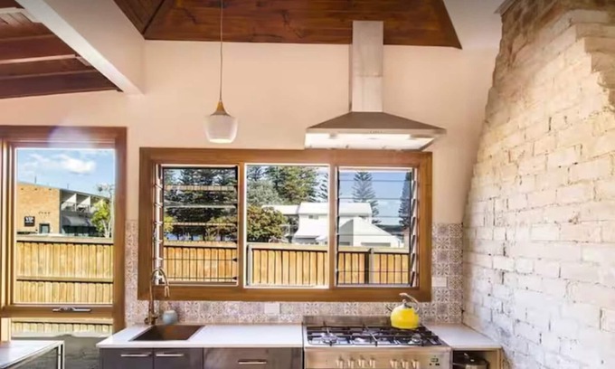 Speers Point Maison | Speers Point Lake House