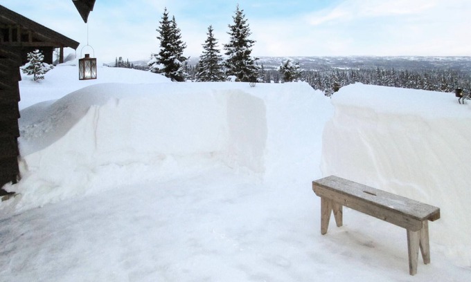 Sor-Aurdal Maison | Spend a cozy vacation in this spacious and tasteful cottage.