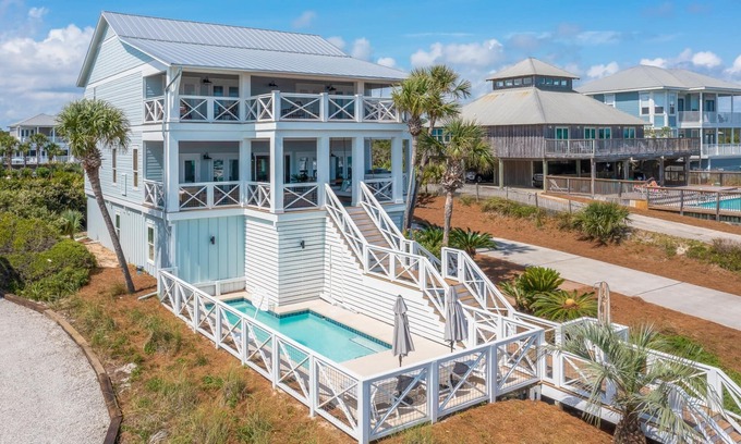 Gulf Trace Maison | Vues du Golfe! À quelques pas de la plage! Piscine privée chauffée! Porches tentaculaires!