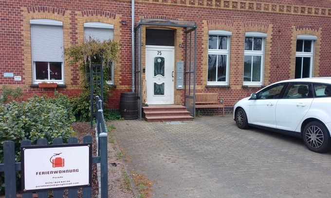 Plieskendorf Appartement | Spend the night in a small-town flair vacation apartment with the charm and wit of Kalauer