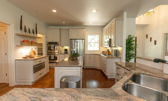 Spicewood Maison | Spicewood Lodge W/pool, Hottub