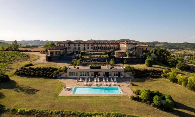 Moncalvo Hôtel | Spinerola Hotel Restaurant e Spa Arborea