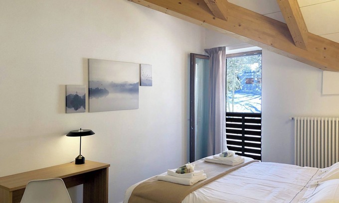 Gionghi-Cappella Appartement | RESIDENCE AURORA Splendid Attic 4 + 2 with panoramic terrace/303