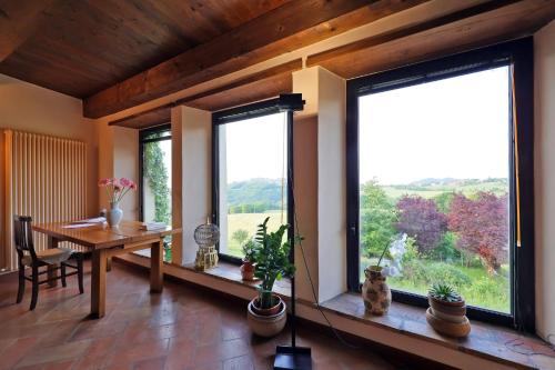 Pineto Maison | Splendida casa in sasso in borgo