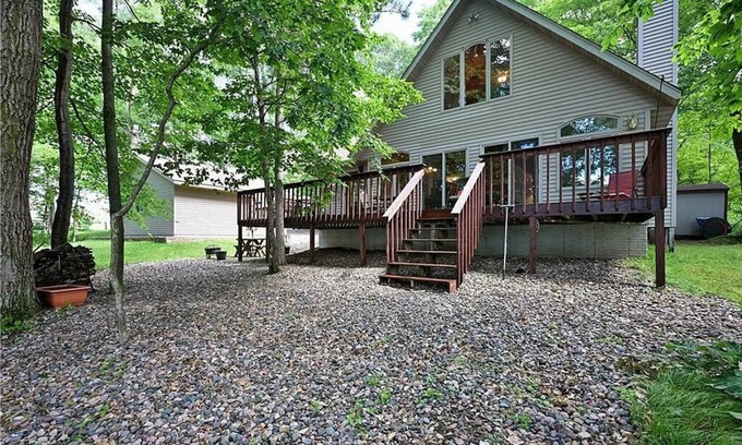 Spooner Cabine | Spooner Shores - Wooded, Lakefront Retreat