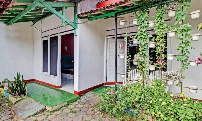 Ambarawa Hôtel | SPOT ON 92791 4 Saudara Hotel