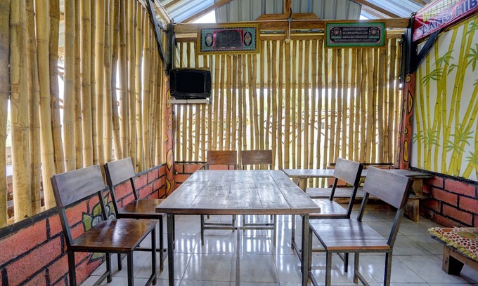 Banyuwangi Hôtel | SPOT ON 92855 Griya Sandi Syariah Rogojampi